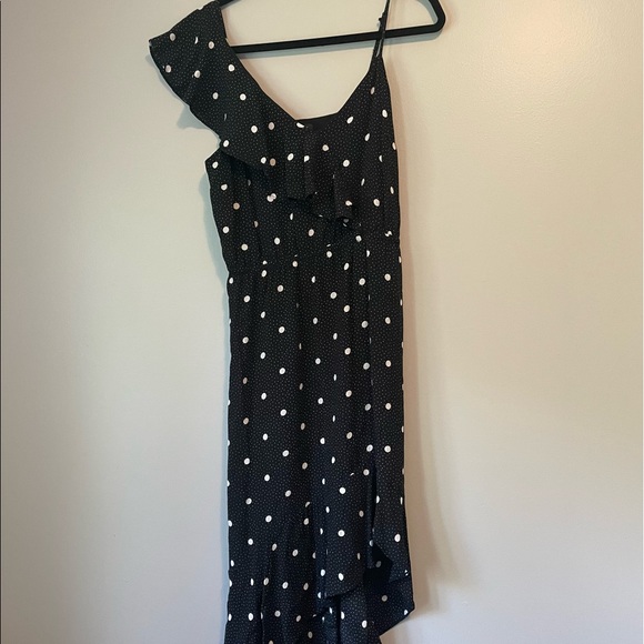 1. STATE Ruffled Hi Lo Dress in Rich Black - Picture 3 of 4